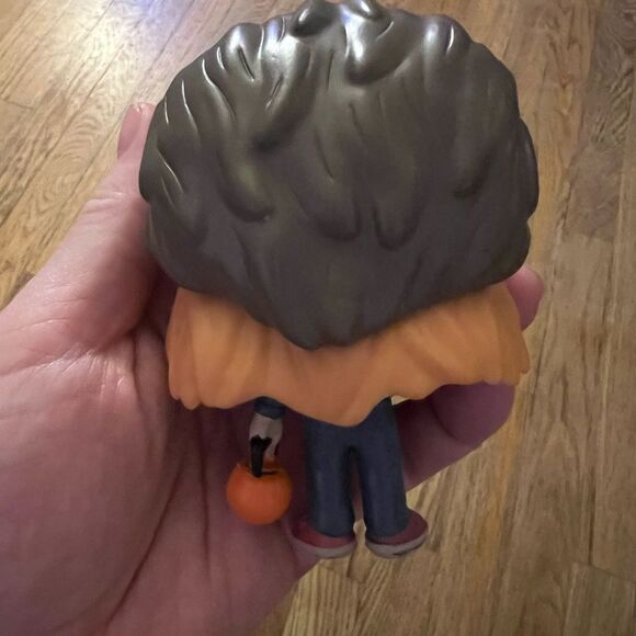 Funko Pop Stranger Things Exclusive Max Halloween Costume - Picture 3 of 12